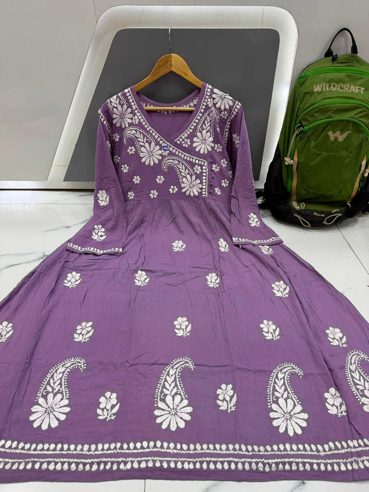 Women’s Floral Embroidered Anarkali Kurta