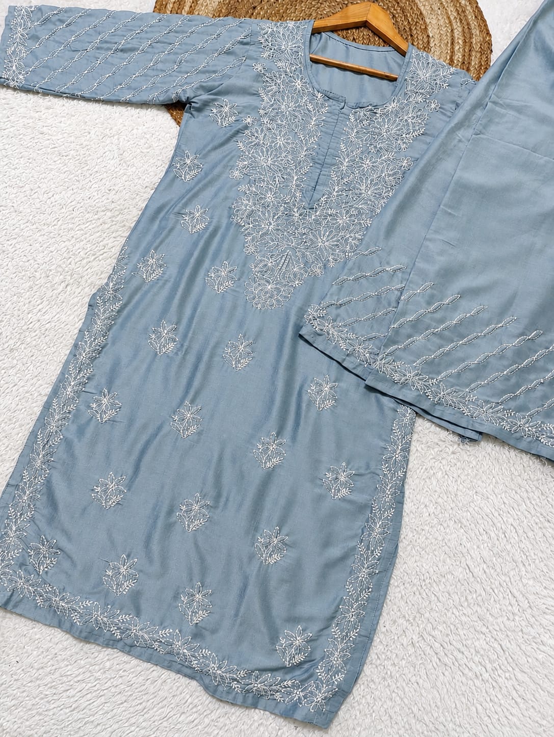 Women’s Floral Embroidered Straight Kurta